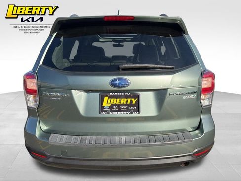 Used 2017 Subaru Forester 2.5i Limited image 6