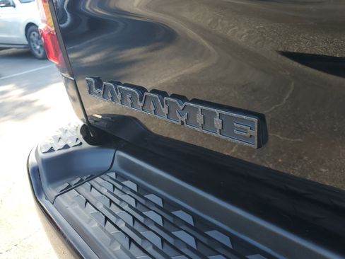 Used 2019 RAM 2500 Laramie image 9