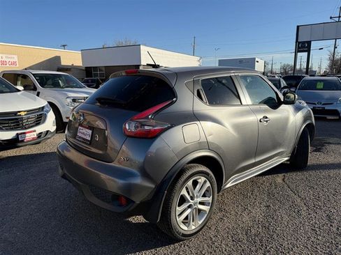 Used 2015 Nissan Juke SV image 4