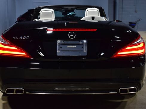 Used 2015 Mercedes-Benz SL 400 image 11