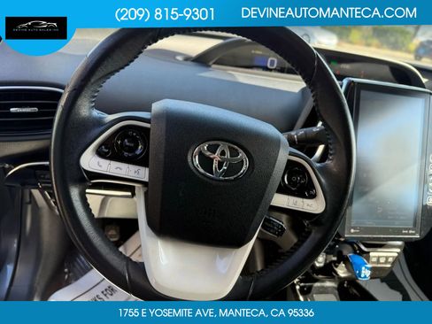 Used 2017 Toyota Prius Prime Premium w/ Carpet Mat Package image 16