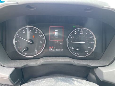 Used 2024 Subaru Crosstrek 2.0i Premium AWD/4WD image 8