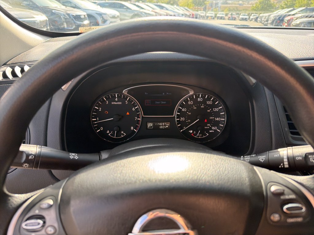 Used 2015 Nissan Pathfinder S FWD image 19