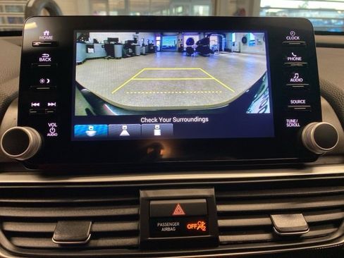 Used 2022 Honda Accord Sport image 19