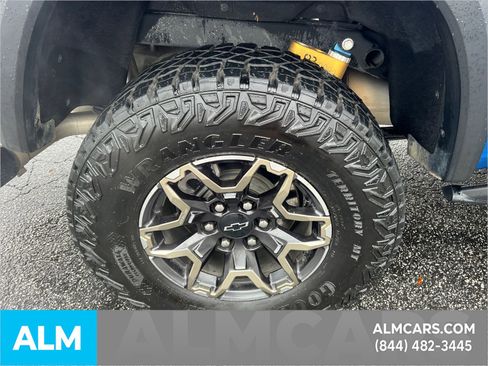 Used 2023 Chevrolet Colorado ZR2 w/ ZR2 Convenience Package III image 22