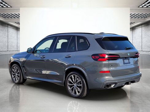 Used 2026 BMW X5 xDrive40i w/ M Sport Package AWD/4WD image 9