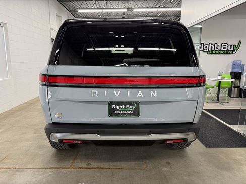 Used 2023 Rivian R1S Adventure AWD/4WD image 5