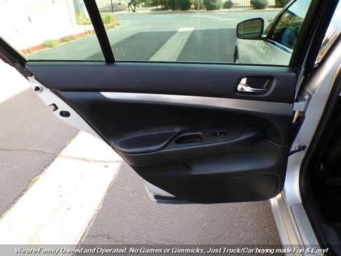 Used 2012 INFINITI G37 Journey w/ Premium Pkg RWD image 17