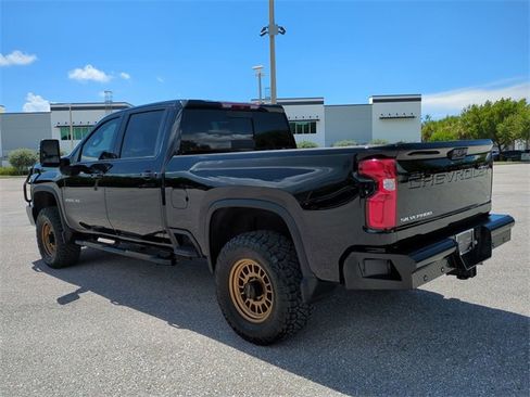 Used 2023 Chevrolet Silverado 2500 LTZ image 6