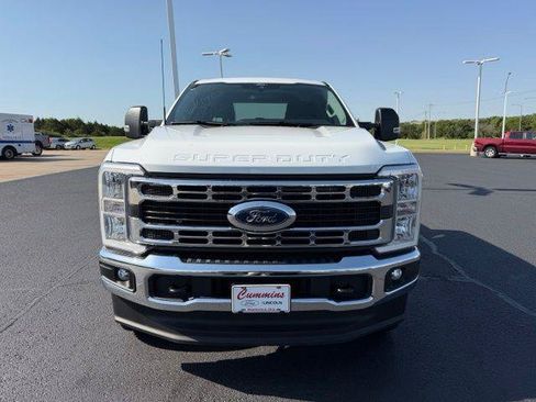 Used 2026 Ford F250 XLT AWD/4WD image 2