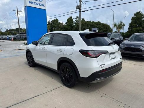 New 2026 Honda HR-V Sport image 2