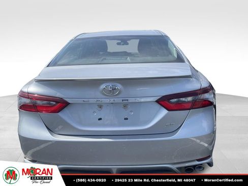 Used 2024 Toyota Camry SE FWD image 4