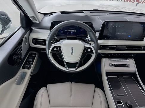 New 2026 Lincoln Aviator Reserve w/ Luxury Package image 24