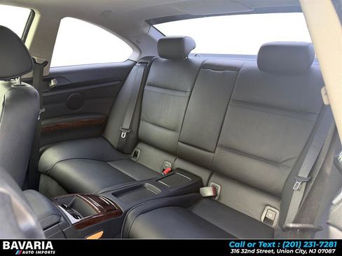 Used 2011 BMW 328i xDrive Coupe AWD/4WD image 16