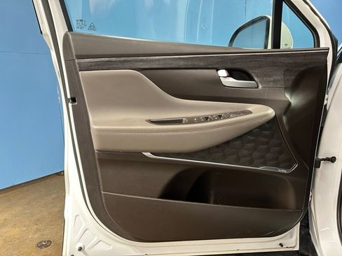 Used 2019 Hyundai Santa Fe Limited FWD image 32