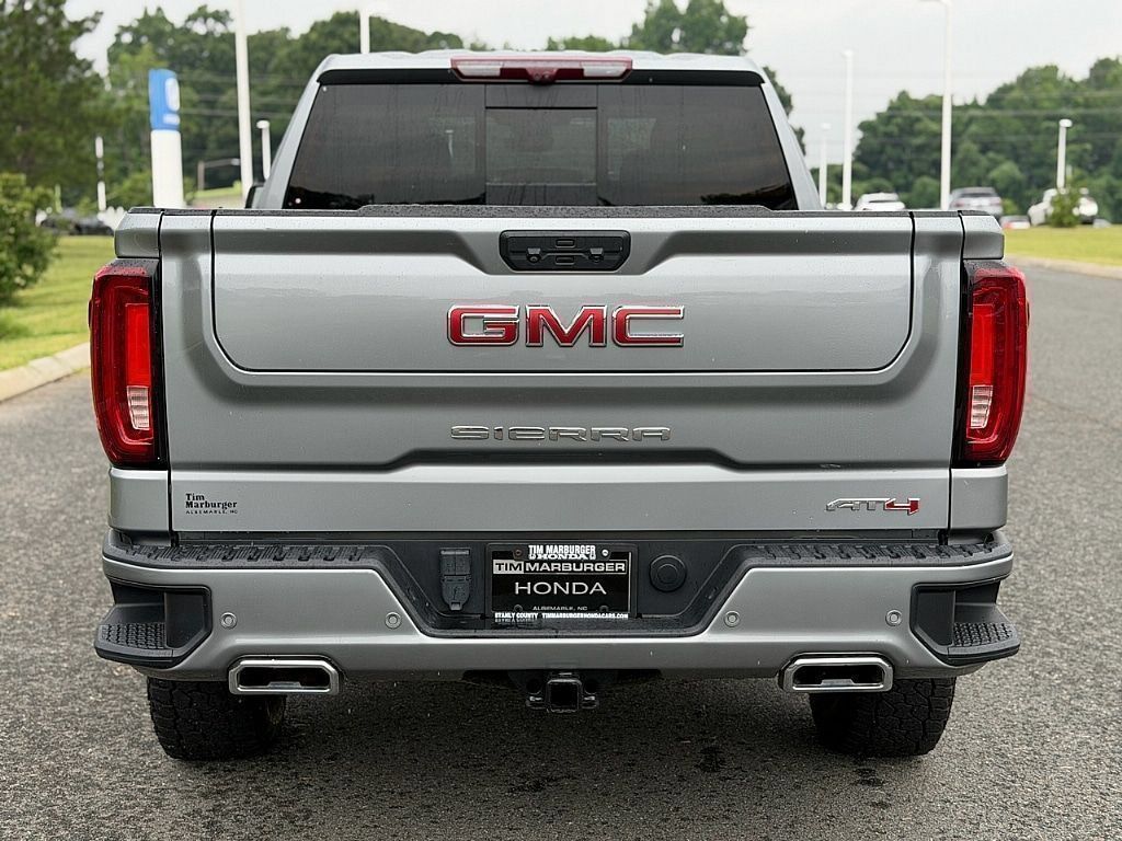 Used 2023 GMC Sierra 1500 AT4 w/ AT4 Premium Package AWD/4WD image 5