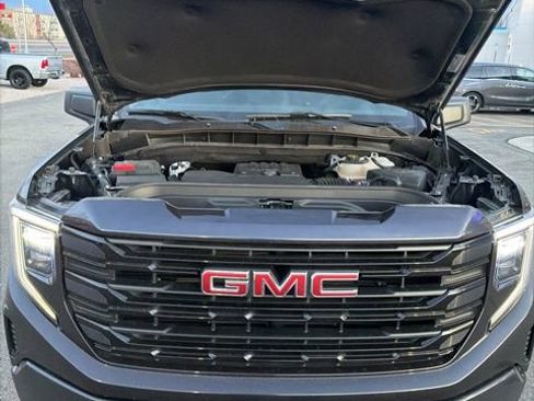 Used 2023 GMC Sierra 1500 Elevation image 29