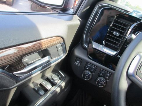 Certified 2025 Chevrolet Silverado 1500 LT Trail Boss w/ LT Trail Boss Premium Package image 28