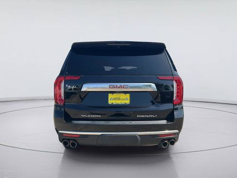 Used 2021 GMC Yukon XL Denali w/ Denali Premium Package RWD image 5