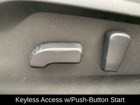 Used 2021 Subaru Crosstrek 2.0i Premium w/ Moonroof Package image 11