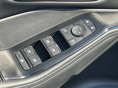 New 2026 Nissan Rogue SV FWD image 17