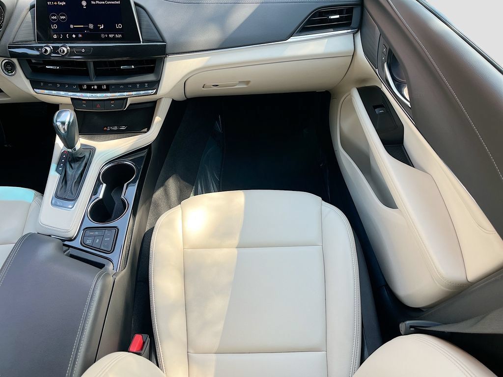 Used 2023 Cadillac CT4 Luxury RWD image 21
