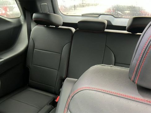 New 2026 Chevrolet Traverse RS w/ LPO, Floor Liner Package image 19