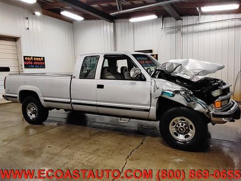 Used 1994 Chevrolet Silverado 2500 4x4 Extended Cab image 2