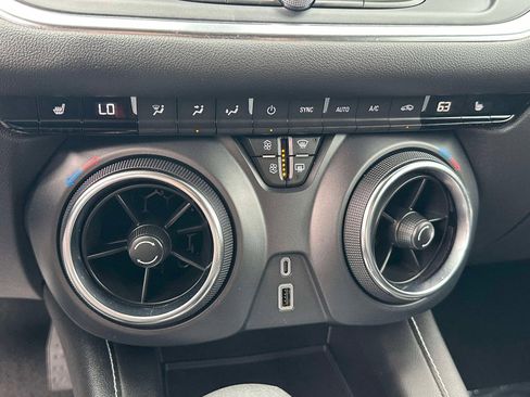 Certified 2025 Chevrolet Blazer LT image 13