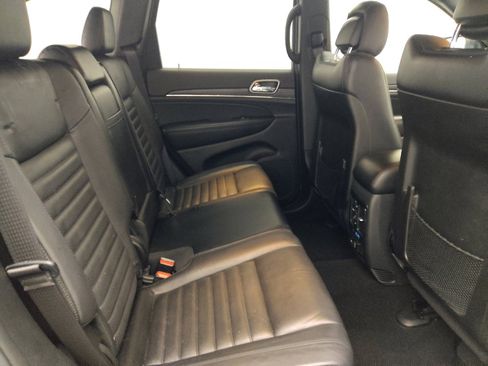 Used 2019 Jeep Grand Cherokee Limited X RWD image 19