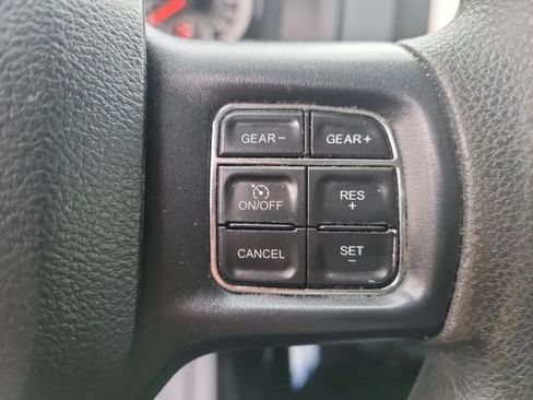 Used 2019 RAM 1500 Classic SLT AWD/4WD image 22