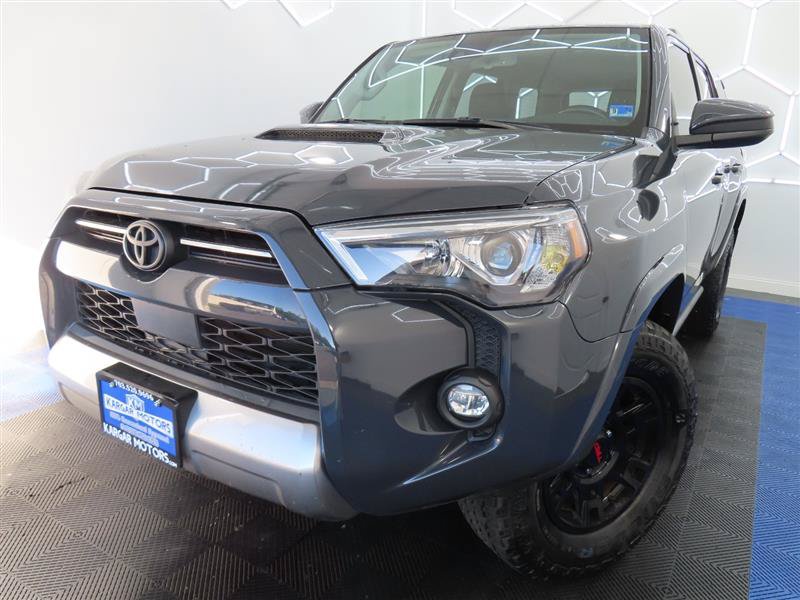 Used 2024 Toyota 4Runner TRD Off-Road AWD/4WD image 1
