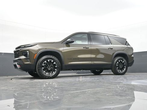 Used 2024 Chevrolet Traverse Z71 w/ Enhanced Driving Package image 53