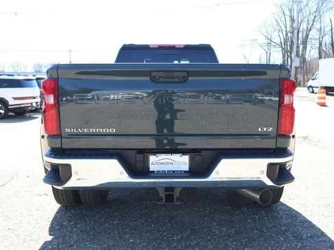 Used 2026 Chevrolet Silverado 3500 LTZ w/ LTZ Plus Package AWD/4WD image 4