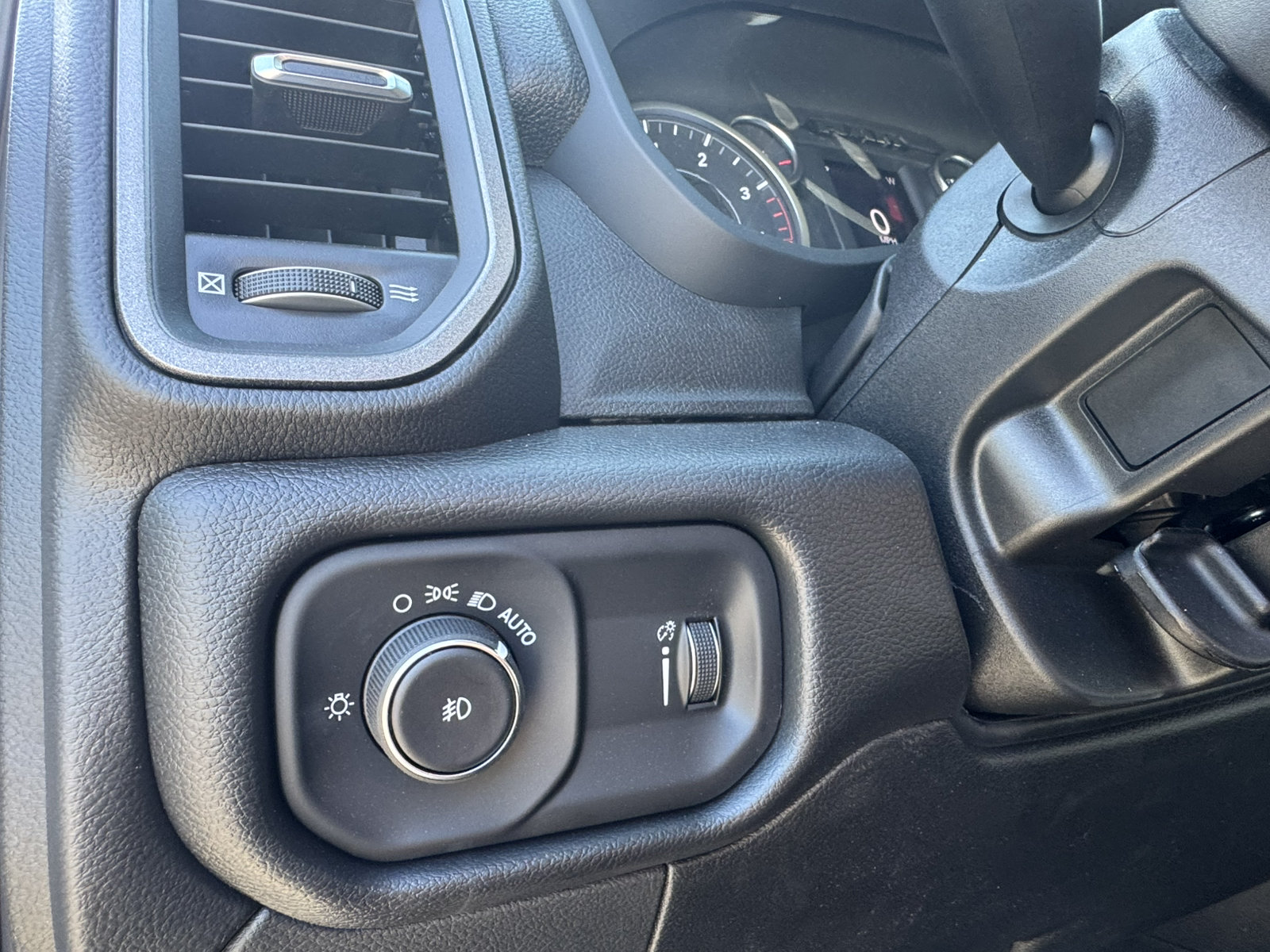 New 2026 RAM 4500 Tradesman w/ Chrome Appearance Group AWD/4WD image 34