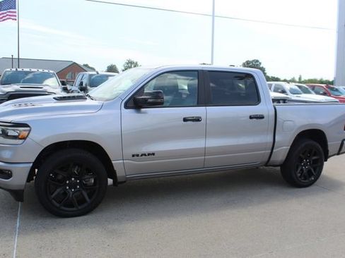 Used 2024 RAM 1500 Laramie AWD/4WD image 2