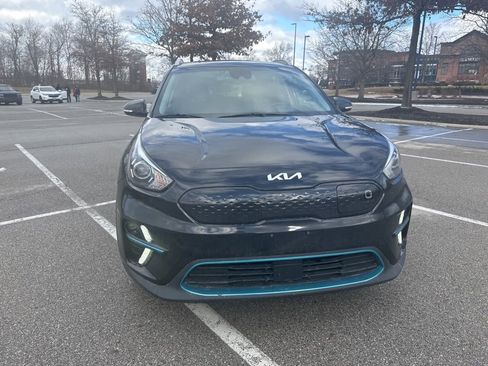 Used 2022 Kia Niro EX Premium image 4