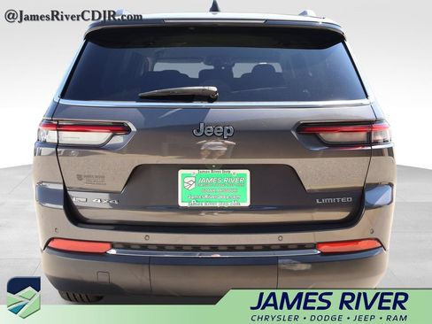 Used 2021 Jeep Grand Cherokee L Limited AWD/4WD image 4