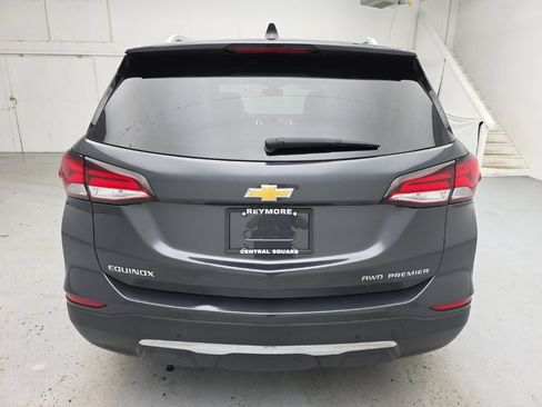 Used 2022 Chevrolet Equinox Premier AWD/4WD image 11