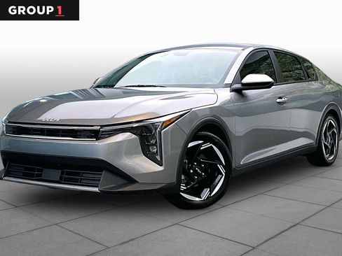 Used 2025 Kia K4 EX FWD image 1