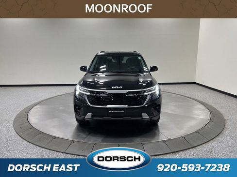 Used 2024 Kia Seltos EX AWD/4WD image 3