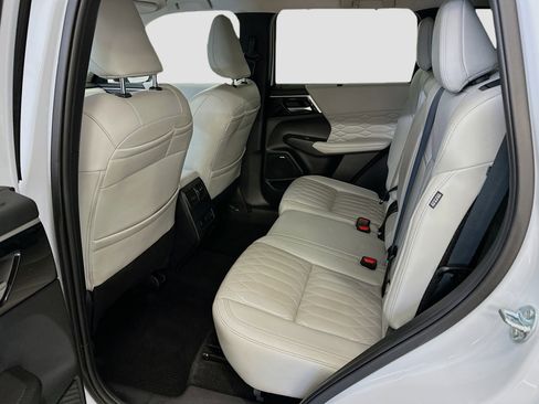 Used 2025 Mitsubishi Outlander SEL AWD/4WD image 30