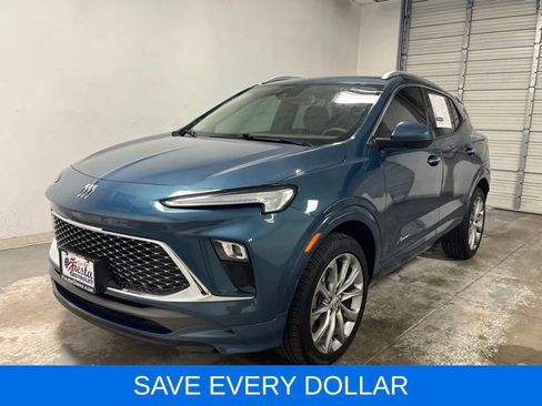 Used 2024 Buick Encore GX Avenir w/ Avenir Convenience Package image 8