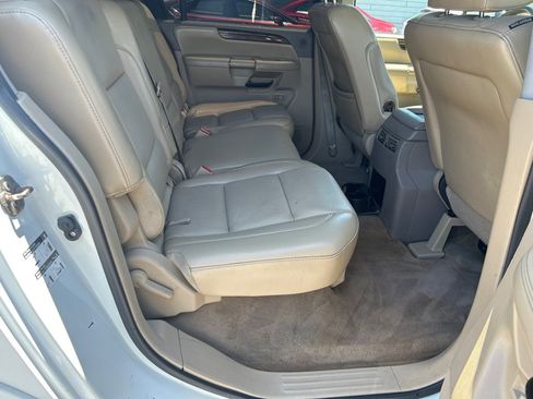 Used 2014 Nissan Armada SL w/ Moonroof Package AWD/4WD image 13