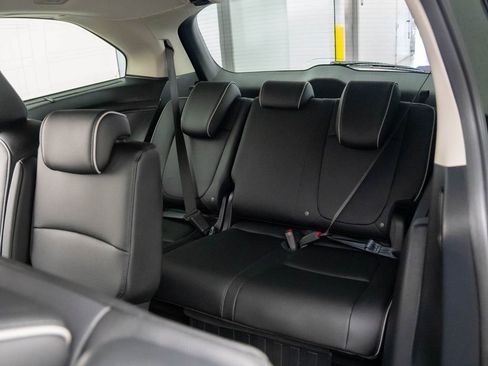 New 2026 Honda Odyssey Touring image 19