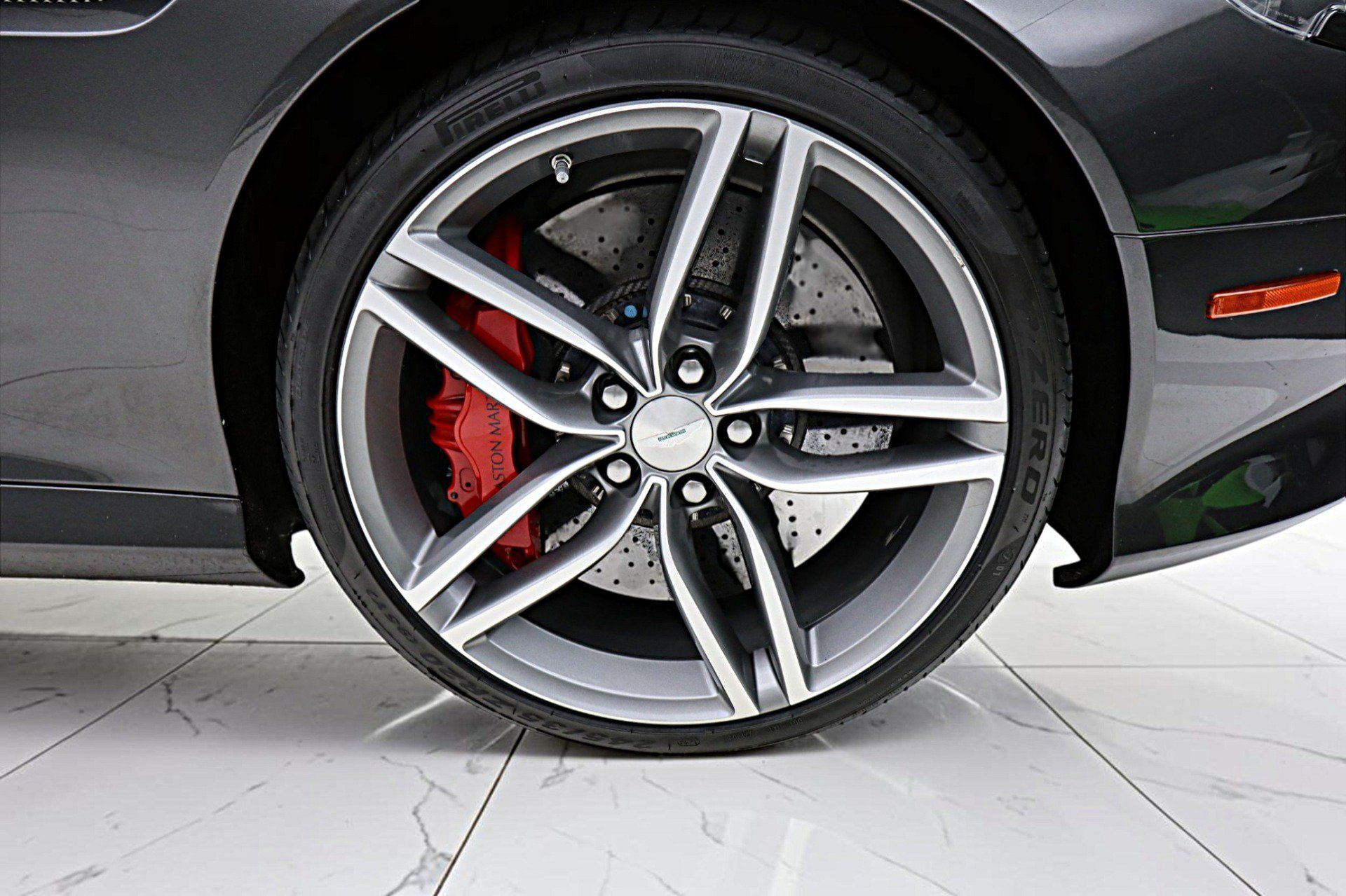 Used 2012 Aston Martin Virage Coupe RWD image 38