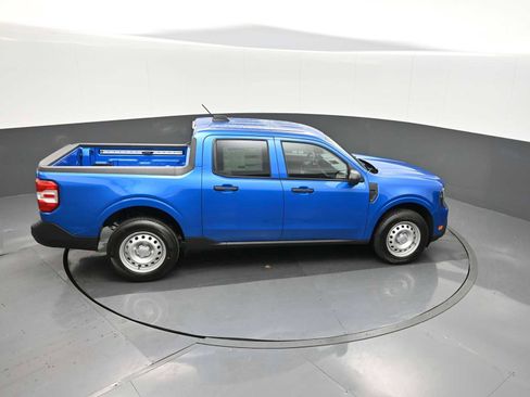 New 2025 Ford Maverick XL w/ Equipment Group 101A image 17
