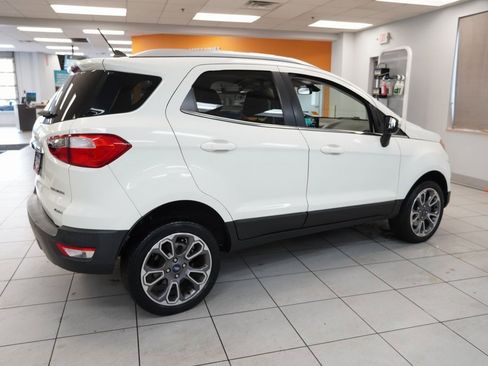 Used 2019 Ford EcoSport Titanium image 11