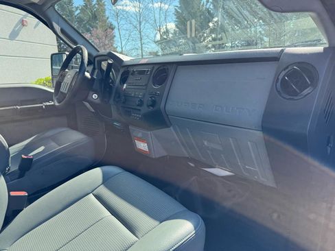 Used 2015 Ford F450 XL w/ Power Equipment Group image 37