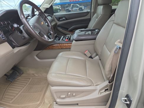 Used 2015 Chevrolet Tahoe LTZ RWD image 8